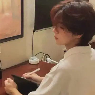 黄芮涵