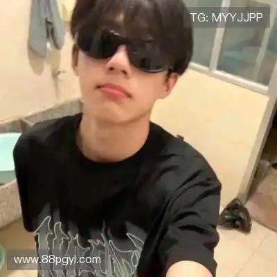 郑丽华艳